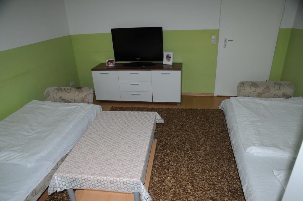 Agt Hannover Messe Zimmer Luaran gambar